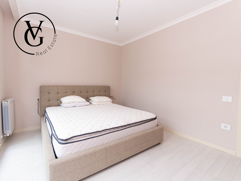 Apartament 3 camere-100 mp-  Mamaia -frontal lac