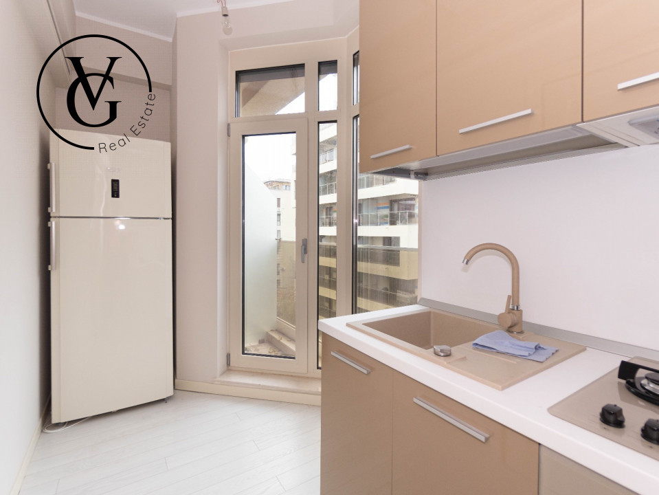 Apartament 3 camere-100 mp-  Mamaia -frontal lac