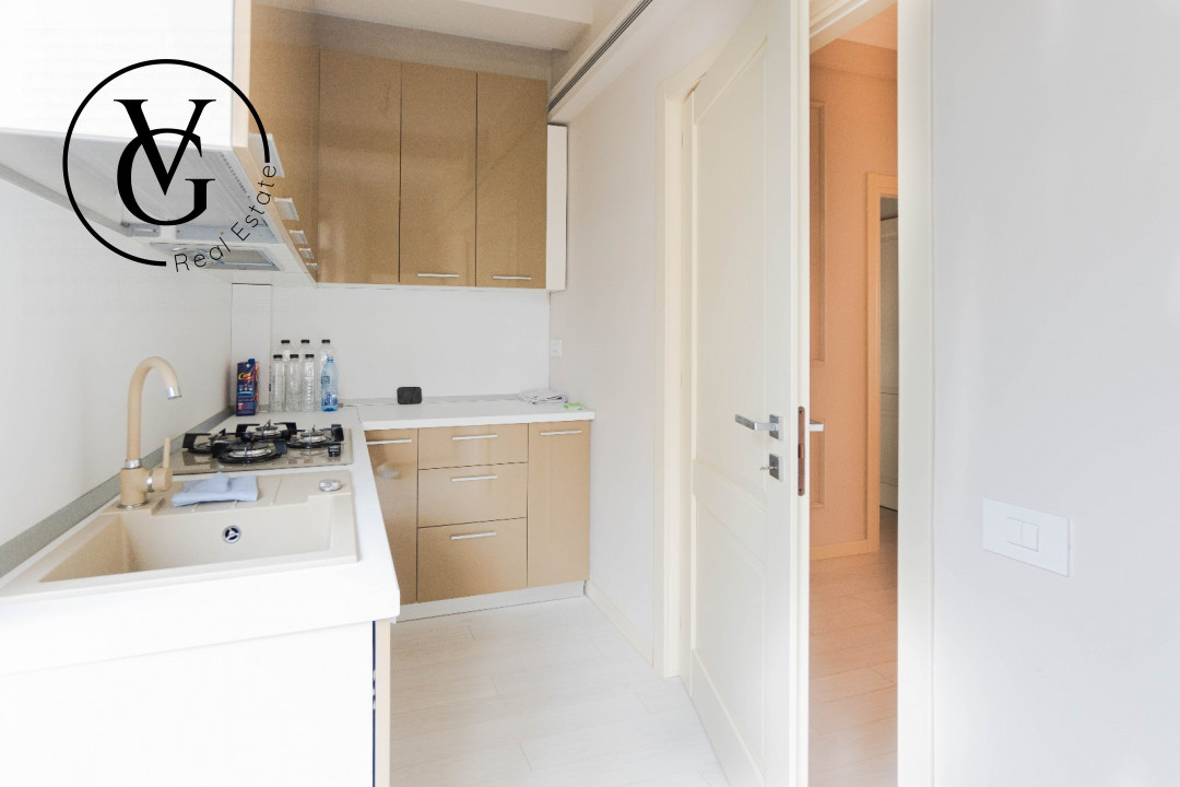 Apartament 3 camere-100 mp-  Mamaia -frontal lac