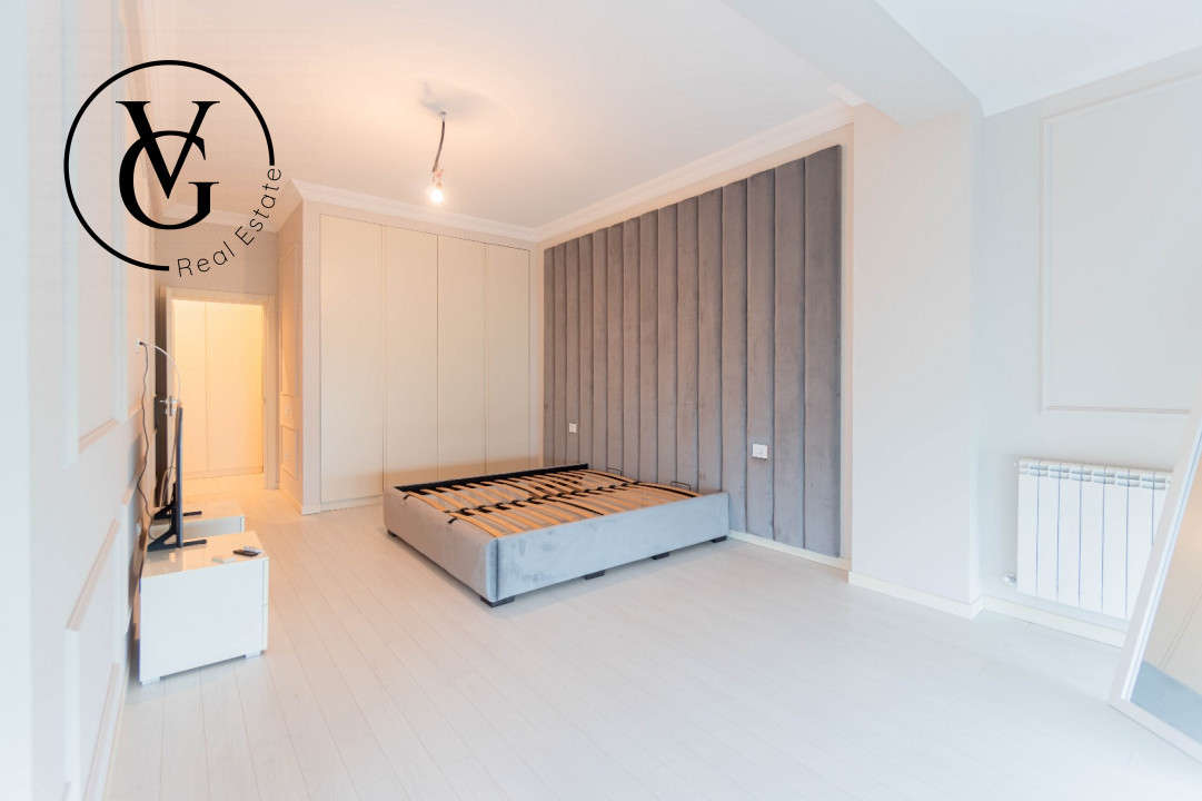 Apartament 3 camere-100 mp-  Mamaia -frontal lac