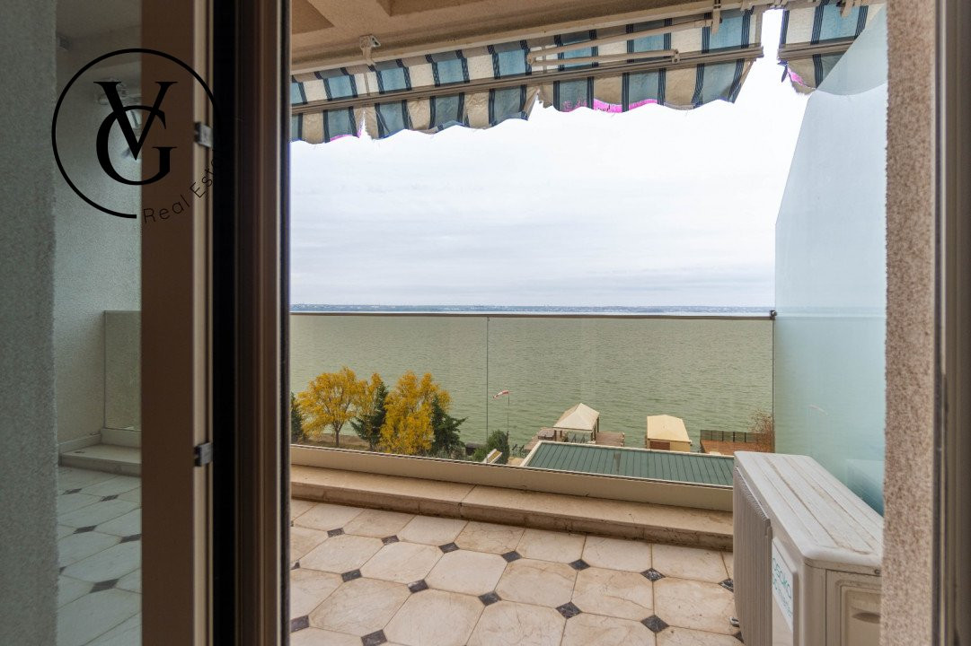 Apartament 3 camere-100 mp-  Mamaia -frontal lac