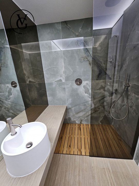 Apartament 3 camere  - Cortina 126 