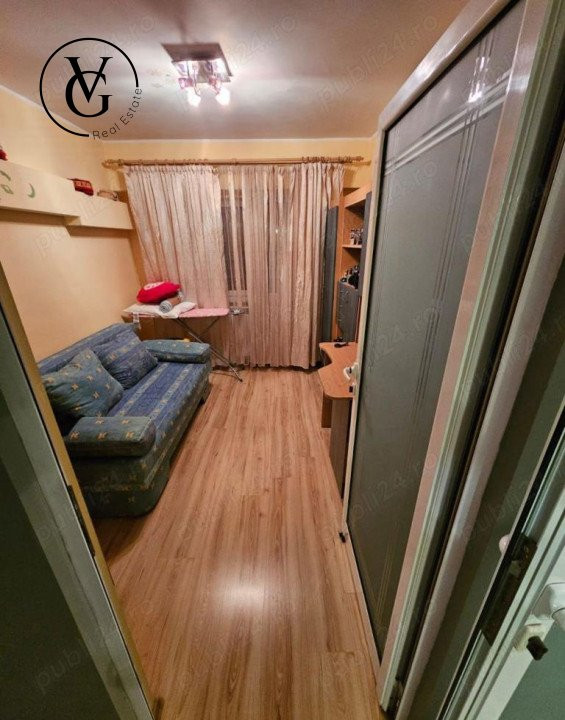 Apartament decomandat 3 camere- Dacia
