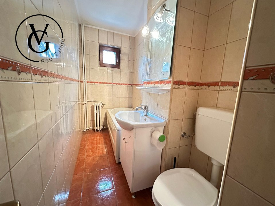Apartament 2 camere nemobilat- Zona Tomis 3