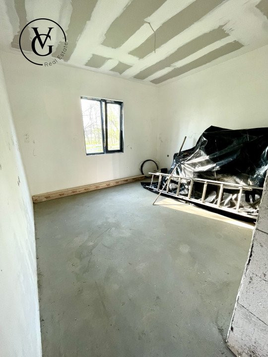 Casa la sol, 4 camere, Lumina