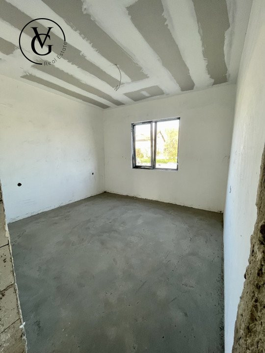 Casa la sol, 4 camere, Lumina