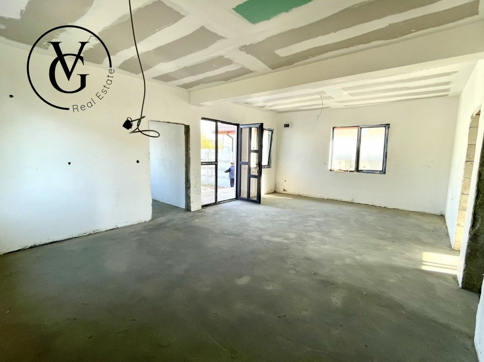 Casa la sol, 4 camere, Lumina