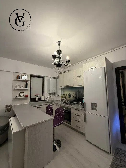 Apartament decomandat 3 camere Inel II + garaj