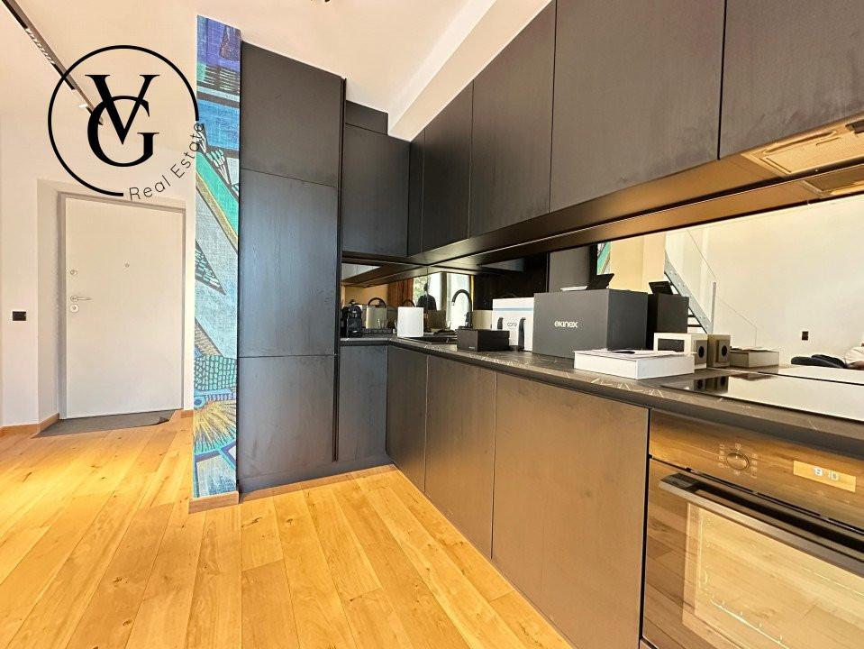 Duplex modern cu terasă, grădină și sistem smart home complet
