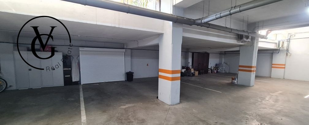 Apartament decomandat de 3 camere - zona Iancu Nicolae