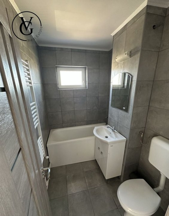 Apartament 3 camere - Km 4-5 + boxa