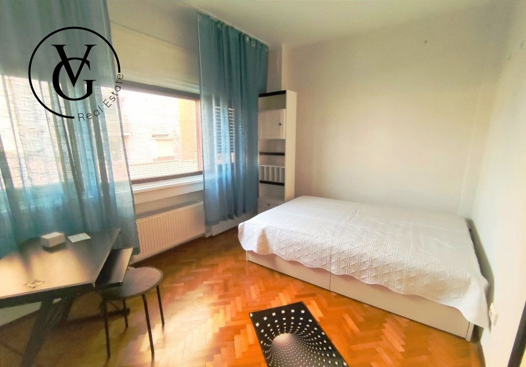 Apartament 3 camere - Piata Romana 