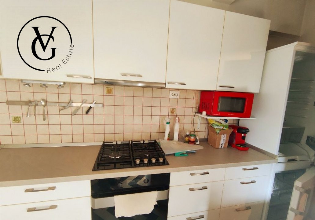 Apartament 3 camere - Piata Romana 