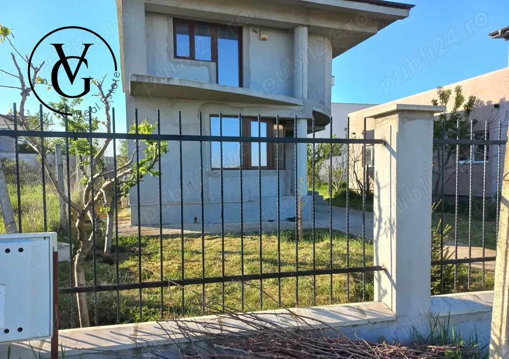 Vila P+1, 4 camere, teren 400mp, oras Ovidiu