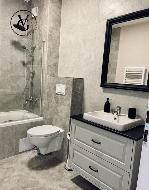 Apartament 2 camere-zona Dacia-loc parcare inclus -bloc nou