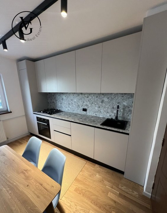 Apartament 2 camere - 1 Mai 