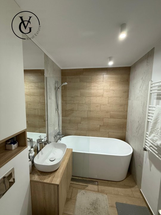 Apartament 4 camere renovat - zona Aviației 