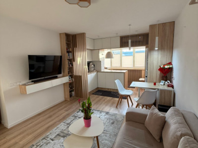 Apartament 4 camere renovat - zona Aviației 