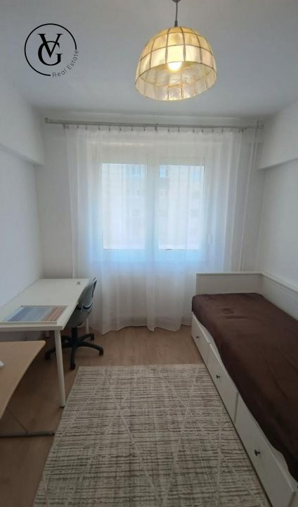 Apartament 3 camere - Zona Tineretului 