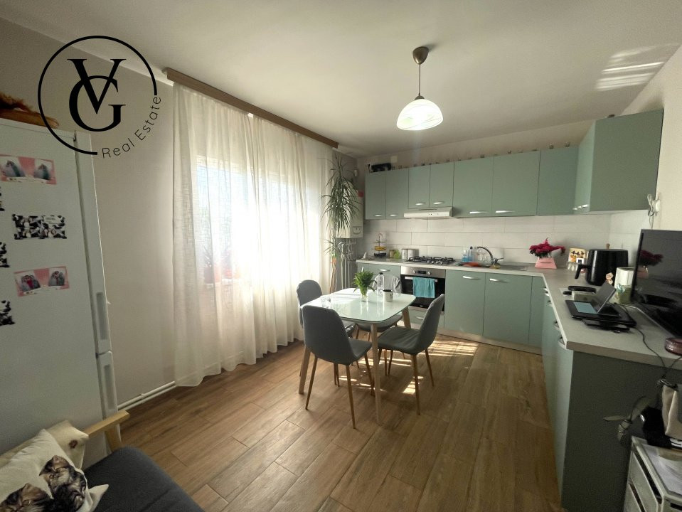 Casa la sol, 3 camere, 276mp teren, Oras Ovidiu