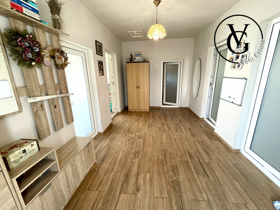 Casa la sol, 3 camere, 276mp teren, Oras Ovidiu