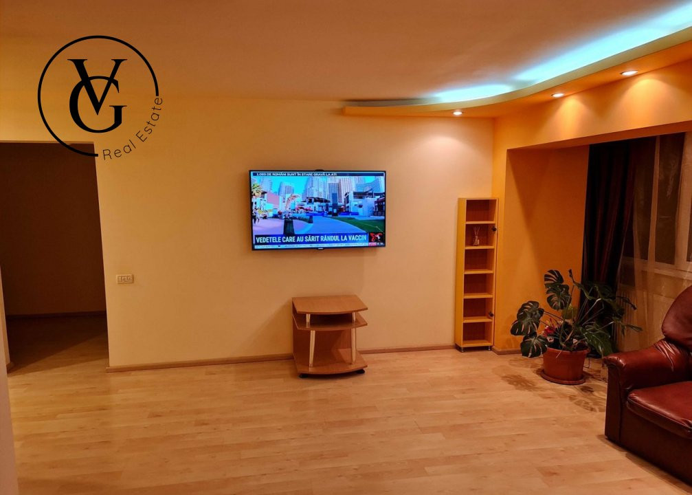 Apartament 3 camere - Dacia + loc de parcare 