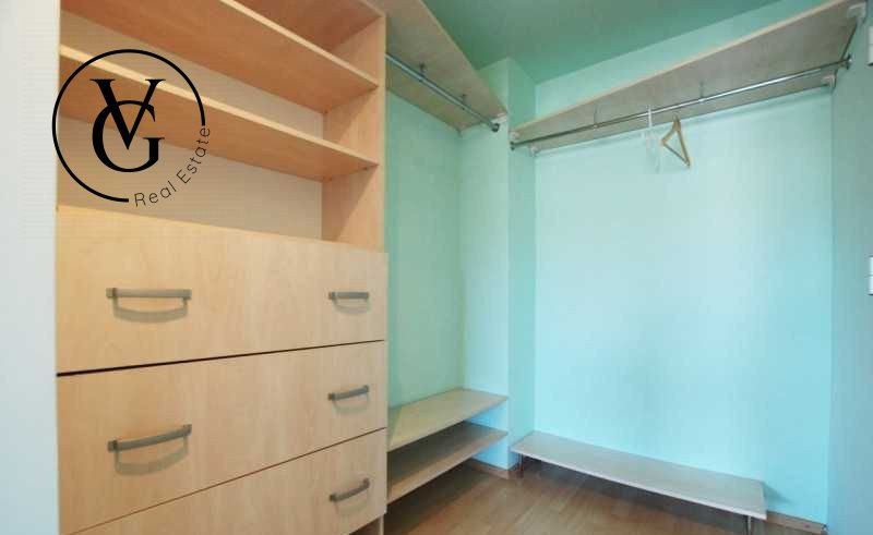 Apartament 3 camere - Dacia + loc de parcare 