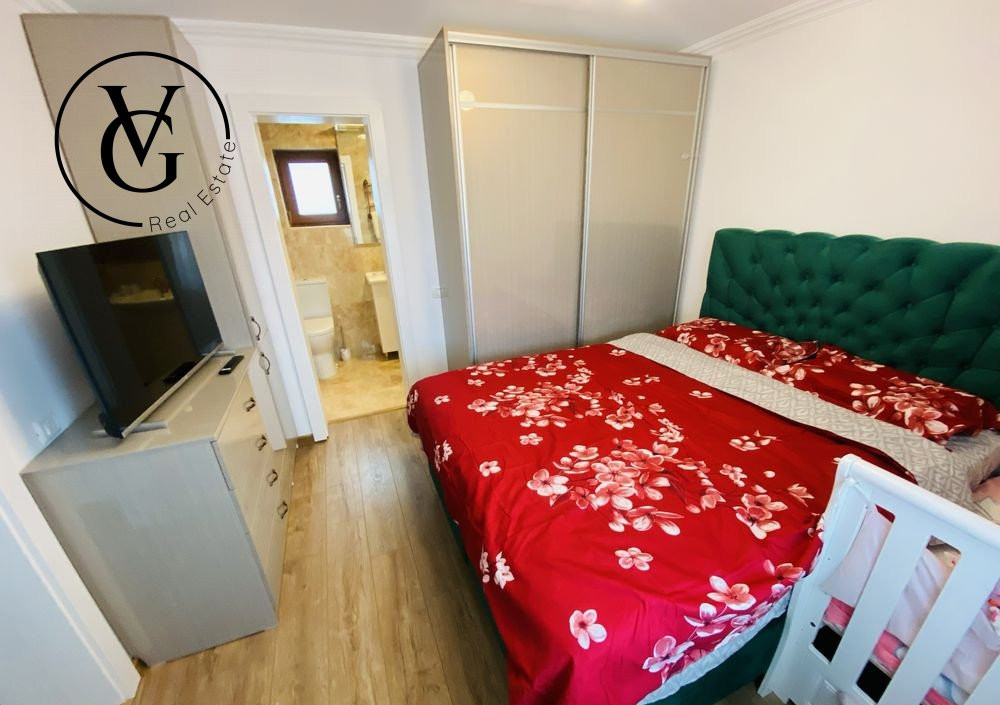 Vila 4 camere-Lumina-cartier privat + locuri de parcare