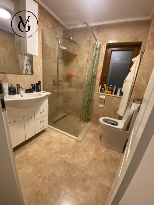 Vila 4 camere-Lumina-cartier privat + locuri de parcare