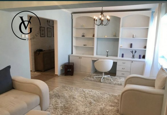 Apartament 3 camere - Piata Romana 
