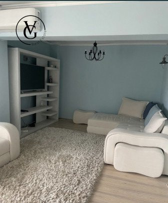 Apartament 3 camere - Piata Romana 