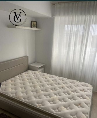 Apartament 3 camere - Piata Romana 