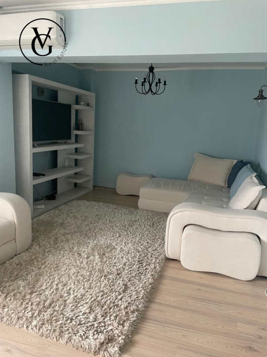 Apartament 3 camere - Piata Romana 