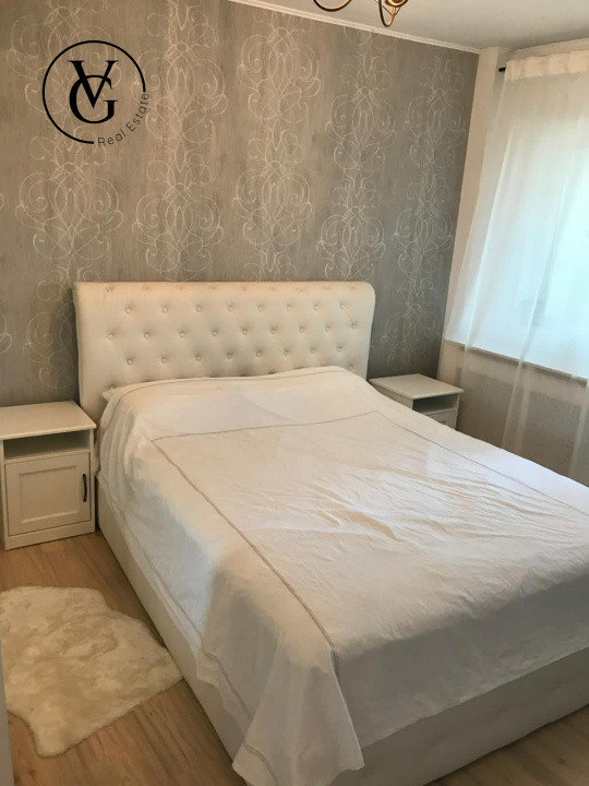 Apartament 3 camere - Piata Romana 