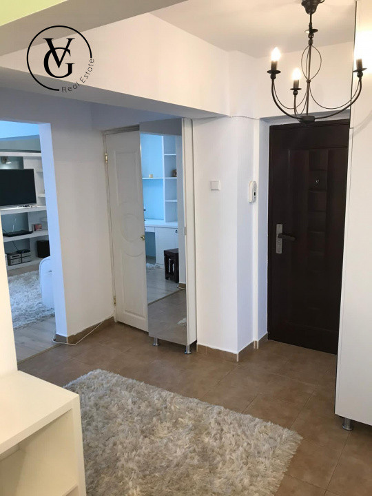 Apartament 3 camere - Piata Romana 