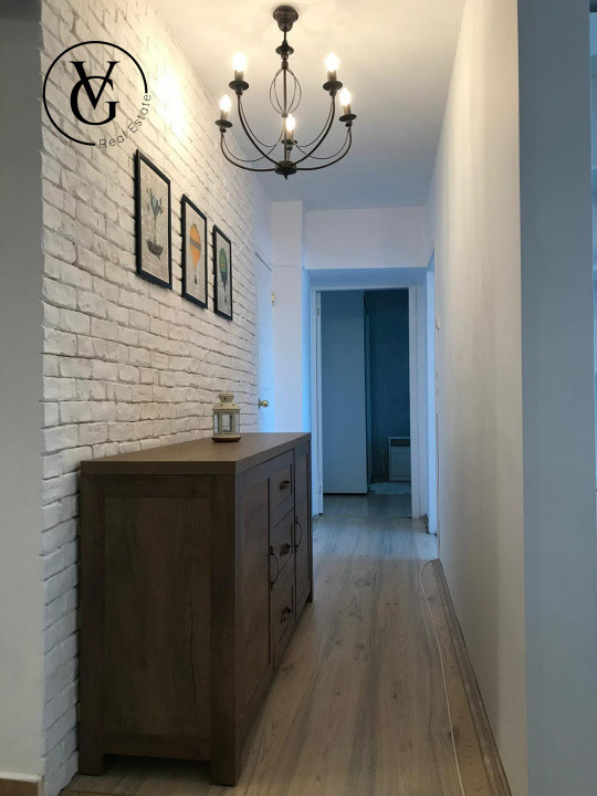 Apartament 3 camere - Piata Romana 