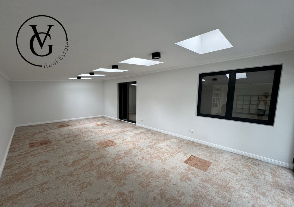 Apartament 3 camere - Tei- spatiu birou