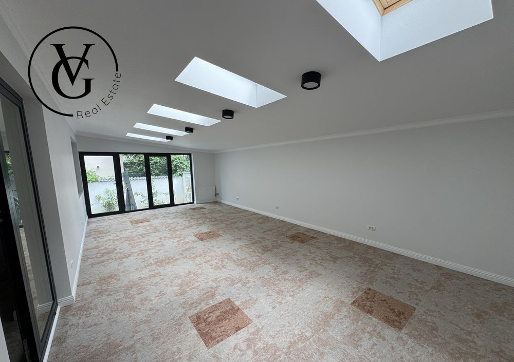 Apartament 3 camere - Tei- spatiu birou