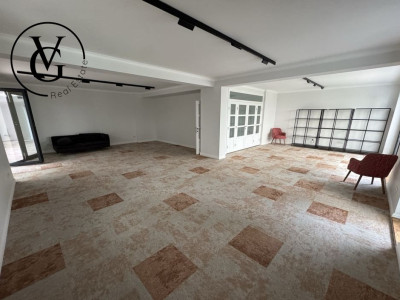 Apartament 3 camere - Tei- spatiu birou