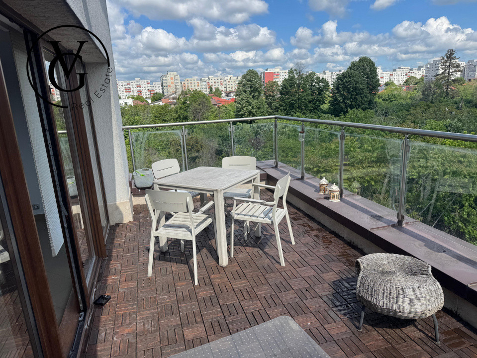 Apartament 3 camere 1 MAI