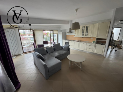 Apartament 3 camere 1 MAI