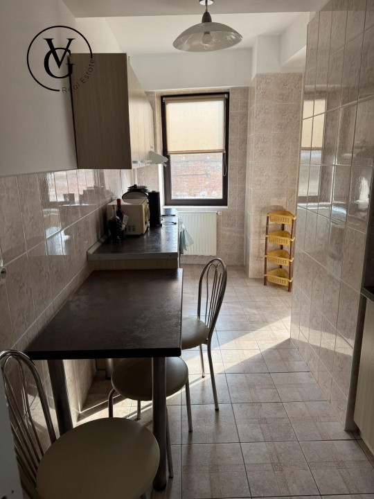Apartament 3 camere - zona Unirii -termen lung