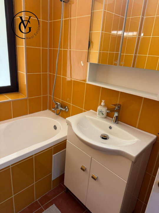 Apartament 3 camere - zona Unirii -termen lung