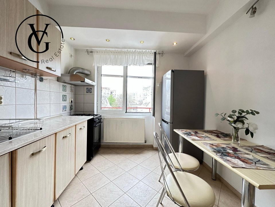 Apartament 2 camere decomandat -  Piata Amzei 