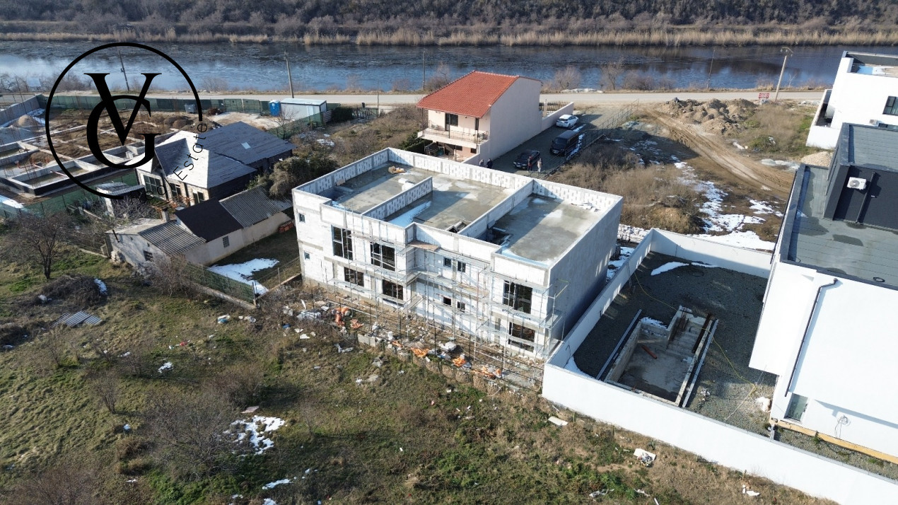 Vila modernă - Mamaia sat - terasă circulabila 