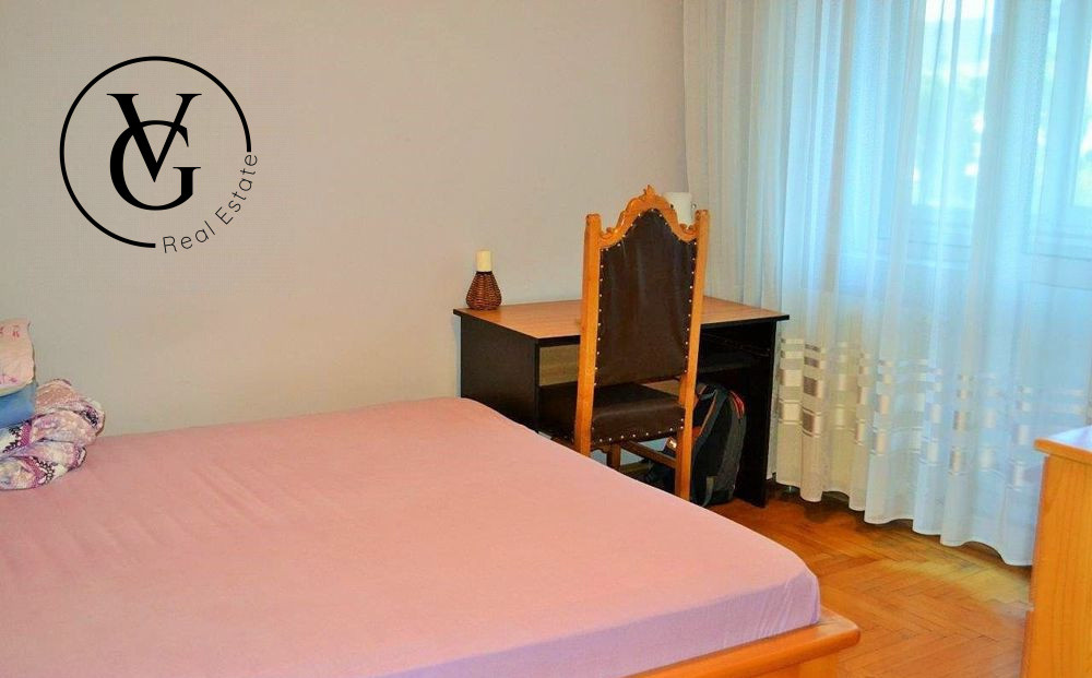 Apartament 4 camere + Loc de parcare - Piata Victoriei 