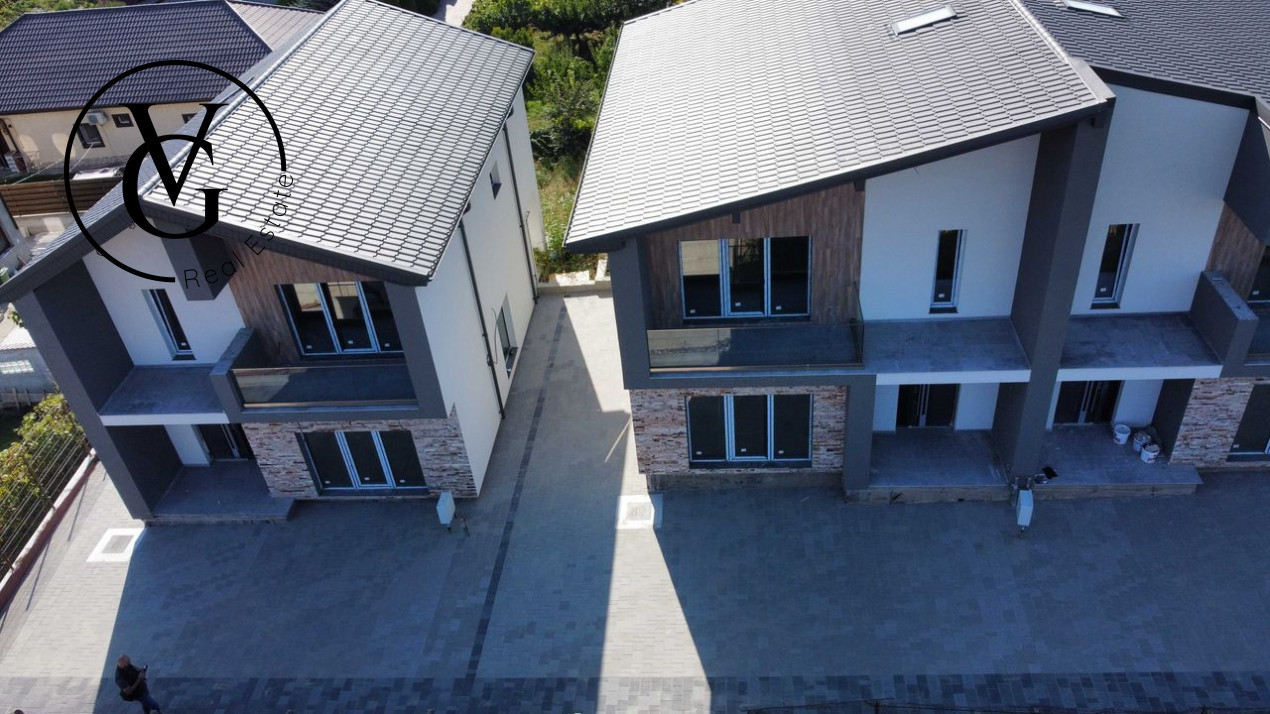Duplex modern, 5 camere, la cheie, oras Ovidiu