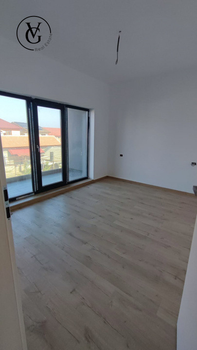 Duplex modern, mobilat si ultilat, 5 camere, oras Ovidiu