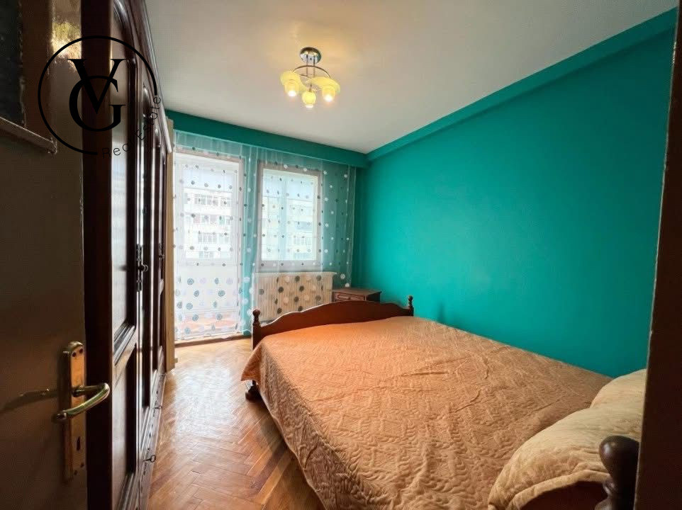 Apartament 3 camere - Bulevardul Ferdinand - termen lung 