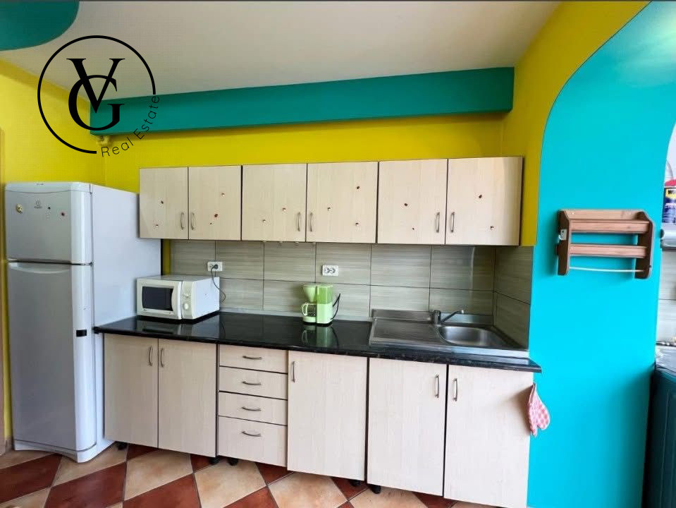 Apartament 3 camere - Bulevardul Ferdinand - termen lung 